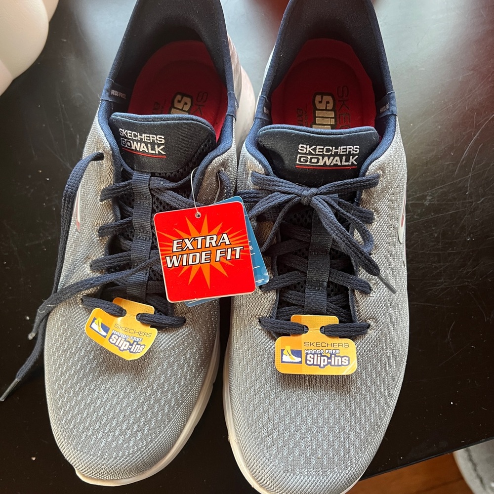 Extra wide Skechers GOwalk Slip-Ins with Red and Navy